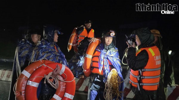 Lũ lịch sử đang xảy ra ngày 20.11, Khánh Hòa khẩn cấp cứu dân