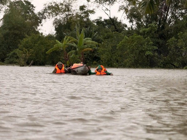 Lũ vượt đỉnh năm 2009, Đắk Lắk đề nghị Quân khu 5 hỗ trợ sơ tán dân Lũ vượt đỉnh năm 2009, Đắk Lắk đề nghị Quân khu 5 hỗ trợ sơ tán dân