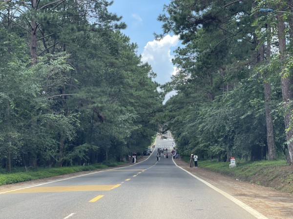 Măng Đen làm gì để thu hút 2,5 triệu lượt khách? Măng Đen làm gì để thu hút 2,5 triệu lượt khách?