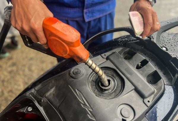 Mạng xã hội phản ánh trạm xăng dầu ở Huế 'găm hàng', Sở Công thương vào cuộc