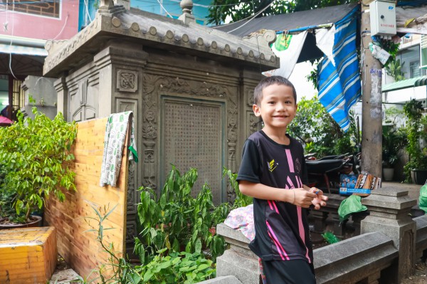 Mộ cổ 123 năm ở TP.HCM: Dấu tích đại gia giàu thứ 4 Sài Gòn xưa Mộ cổ 123 năm ở TP.HCM: Dấu tích đại gia giàu thứ 4 Sài Gòn xưa