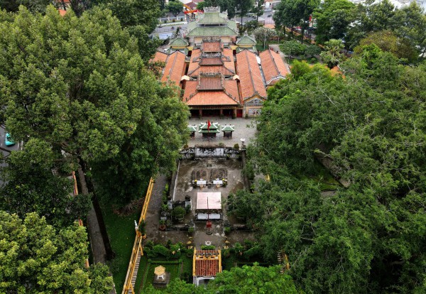 Mộ cổ 177 năm ở TP.HCM, lưu danh công thần thuộc hàng Đệ nhất triều Nguyễn Mộ cổ 177 năm ở TP.HCM, lưu danh công thần thuộc hàng Đệ nhất triều Nguyễn