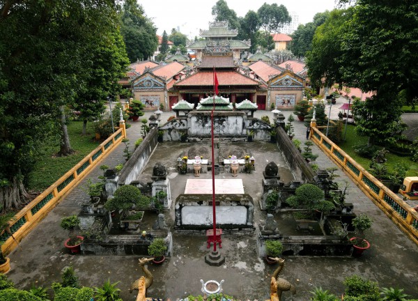 Mộ cổ 177 năm ở TP.HCM, lưu danh công thần thuộc hàng Đệ nhất triều Nguyễn Mộ cổ 177 năm ở TP.HCM, lưu danh công thần thuộc hàng Đệ nhất triều Nguyễn