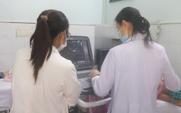 Mổ khẩn cứu bé trai ở Gia Lai suy tim cấp, nguyên nhân ít ai ngờ tới Mổ khẩn cứu bé trai ở Gia Lai suy tim cấp, nguyên nhân ít ai ngờ tới