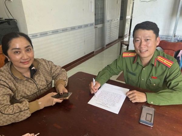 Một phụ nữ ở Cà Mau trả lại 190 triệu đồng chuyển nhầm vào tài khoản