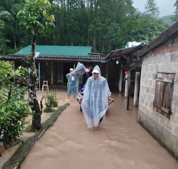 Mưa lớn lại gây ngập nhiều khu vực ở Quảng Trị