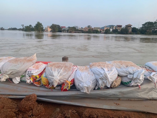 Mưa lũ bão Matmo gây thiệt hại 5.450 tỉ đồng Mưa lũ bão Matmo gây thiệt hại 5.450 tỉ đồng