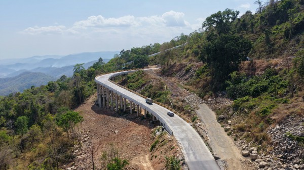 Nâng cấp quốc lộ 28B khó hoàn thành trong tháng 4 vì giá xăng dầu