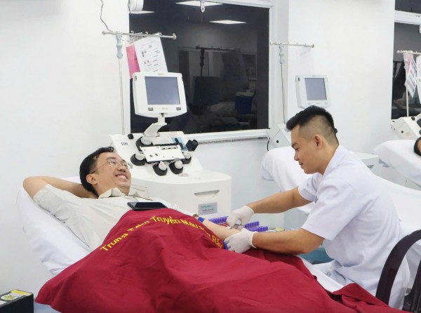 Ngành y tế TP.HCM kêu gọi khẩn cấp hiến máu cứu người