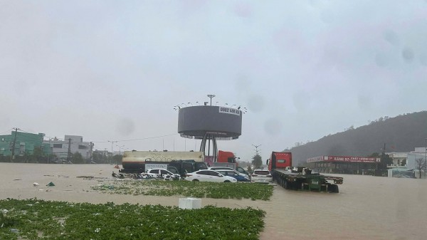 Ngập lụt ở Quy Nhơn có nguy cơ vượt đỉnh lũ lịch sử 2009 Ngập lụt ở Quy Nhơn có nguy cơ vượt đỉnh lũ lịch sử 2009