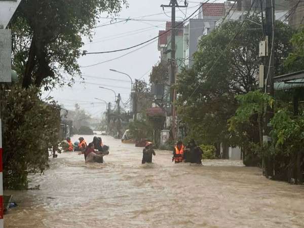 Ngập lụt ở Quy Nhơn có nguy cơ vượt đỉnh lũ lịch sử 2009 Ngập lụt ở Quy Nhơn có nguy cơ vượt đỉnh lũ lịch sử 2009