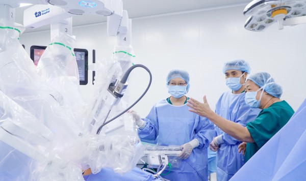 Ngày Thầy thuốc Việt Nam 27.2: Thầy thuốc Việt lập kỳ tích