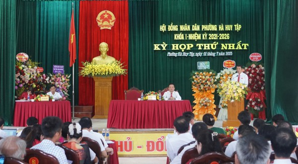 'Ngày đầu thực hiện chính quyền địa phương 2 cấp như thế này là quá tốt' 'Ngày đầu thực hiện chính quyền địa phương 2 cấp như thế này là quá tốt'