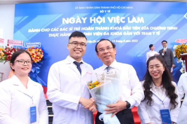 Ngày hội việc làm dành cho bác sĩ trẻ: 64 đơn vị cần hơn 500 bác sĩ