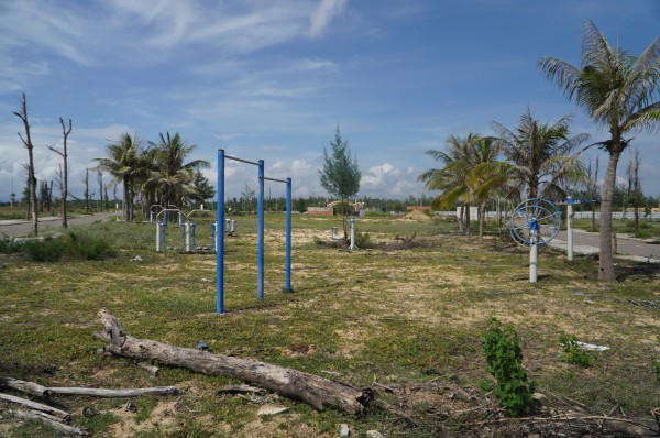 Ngổn ngang dự án khu đô thị 23.000 tỉ trên cát trắng mênh mông Ngổn ngang dự án khu đô thị 23.000 tỉ trên cát trắng mênh mông