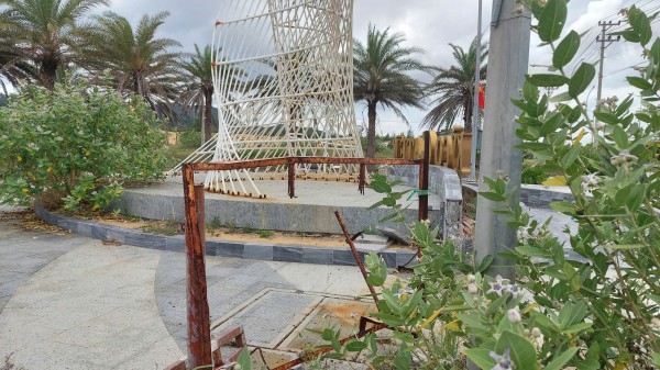 Ngổn ngang dự án khu đô thị 23.000 tỉ trên cát trắng mênh mông Ngổn ngang dự án khu đô thị 23.000 tỉ trên cát trắng mênh mông