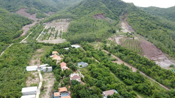 Nha Trang: Kiểm tra tình trạng san ủi đồi núi ở xã Phước Đồng