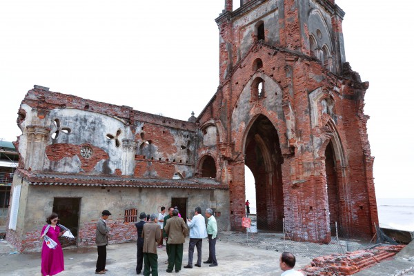 Nhà thờ đổ Hải Lý độc nhất vô nhị ở Việt Nam Nhà thờ đổ Hải Lý độc nhất vô nhị ở Việt Nam