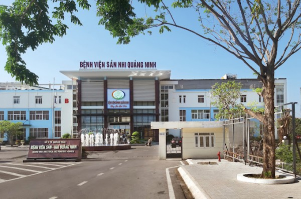 Nhân viên vệ sinh tử vong trong hố thang máy bệnh viện