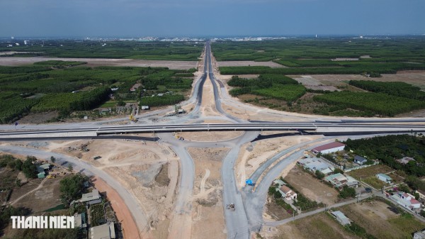 Những đại lộ sắp thông xe kết nối sân bay Long Thành