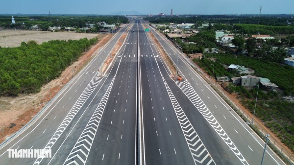 Những đại lộ sắp thông xe kết nối sân bay Long Thành