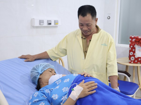 Những em bé ‘0 giờ’ chào đón năm mới 2026, mong thành nhân tài