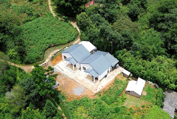 Những 'mái ấm hạnh phúc' trên vùng biên cương Y Tý Những 'mái ấm hạnh phúc' trên vùng biên cương Y Tý