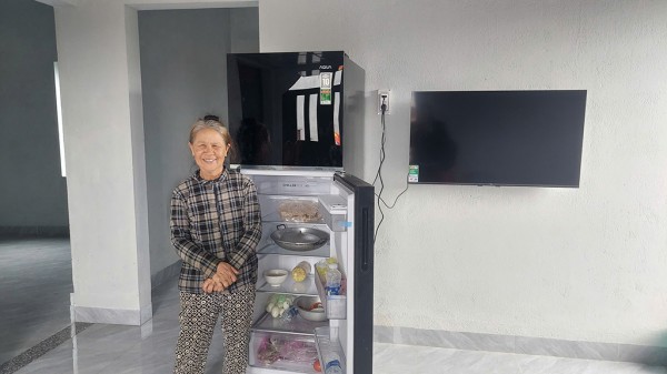 Niềm vui từ những mái nhà hồi sinh thần tốc sau bão