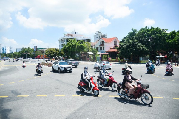 Nút giao thông cầu Hòa Xuân sắp 'lột xác', người dân vui mừng thoát cảnh ùn tắc Nút giao thông cầu Hòa Xuân sắp 'lột xác', người dân vui mừng thoát cảnh ùn tắc