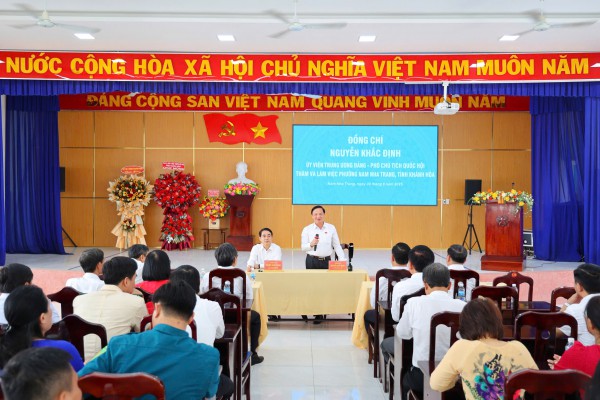 Phó chủ tịch Quốc hội Nguyễn Khắc Định: Đẩy mạnh chuyển đổi số trong quản lý hành chính Phó chủ tịch Quốc hội Nguyễn Khắc Định: Đẩy mạnh chuyển đổi số trong quản lý hành chính