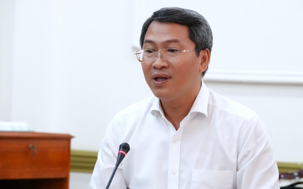 Phó chủ tịch phường Sài Gòn ngồi 2 giờ ký 1.000 bản sao y giấy tờ Phó chủ tịch phường Sài Gòn ngồi 2 giờ ký 1.000 bản sao y giấy tờ