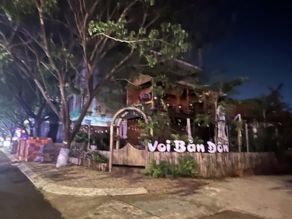 Phố đêm Chợ Nhỏ ở Pleiku sớm rơi vào cảnh đìu hiu