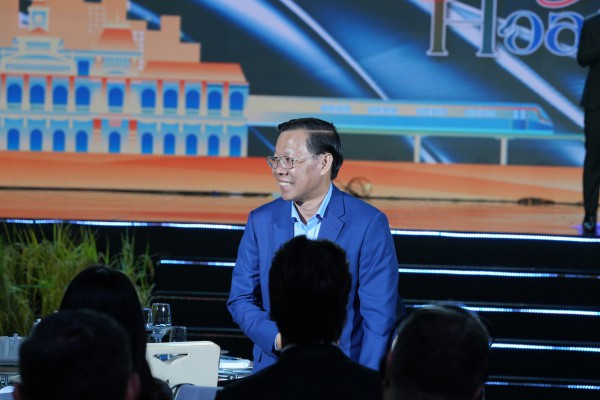 Phó thủ tướng Mai Văn Chính dự chương trình 'Đêm Việt Nam' tại TP.HCM Phó thủ tướng Mai Văn Chính dự chương trình 'Đêm Việt Nam' tại TP.HCM