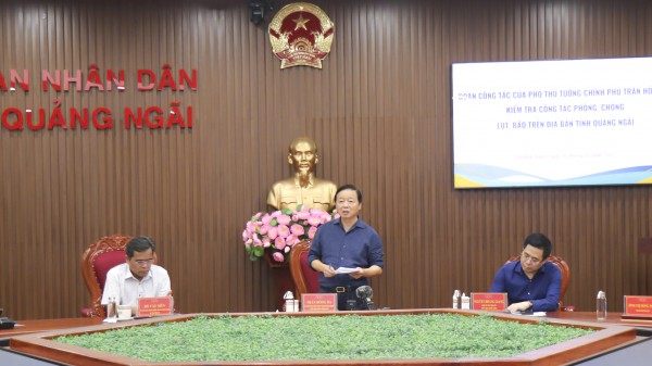 Phó thủ tướng Trần Hồng Hà: Quảng Ngãi phải tính toán đầu tư hạ tầng 'xương sống' Phó thủ tướng Trần Hồng Hà: Quảng Ngãi phải tính toán đầu tư hạ tầng 'xương sống'