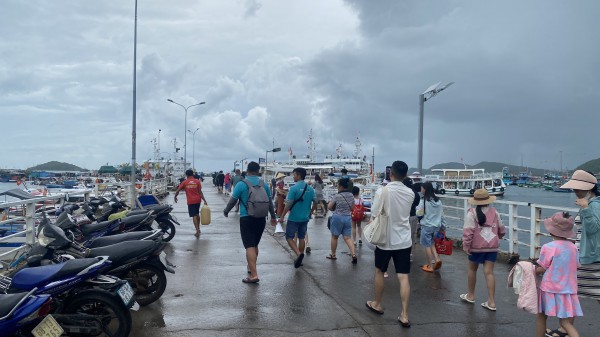 Phú Quốc dừng khai thác cảng An Thới, nhiều doanh nghiệp than gặp khó