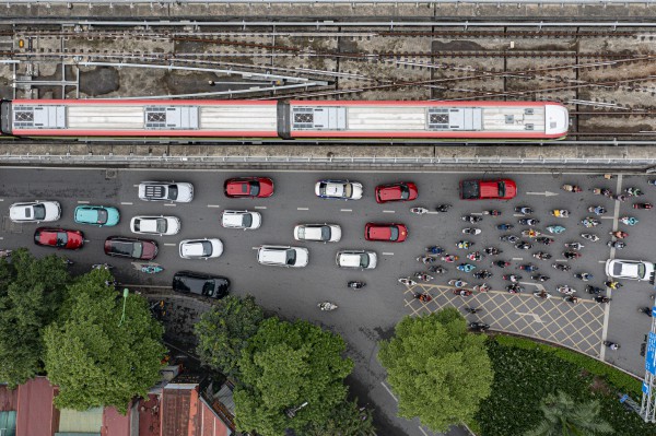 Phương tiện công cộng Hà Nội: 'Đa dạng nhưng chưa tiện' Phương tiện công cộng Hà Nội: 'Đa dạng nhưng chưa tiện'