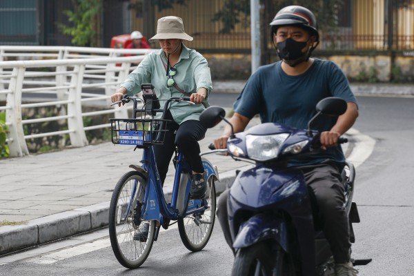 Phương tiện công cộng Hà Nội: 'Đa dạng nhưng chưa tiện' Phương tiện công cộng Hà Nội: 'Đa dạng nhưng chưa tiện'