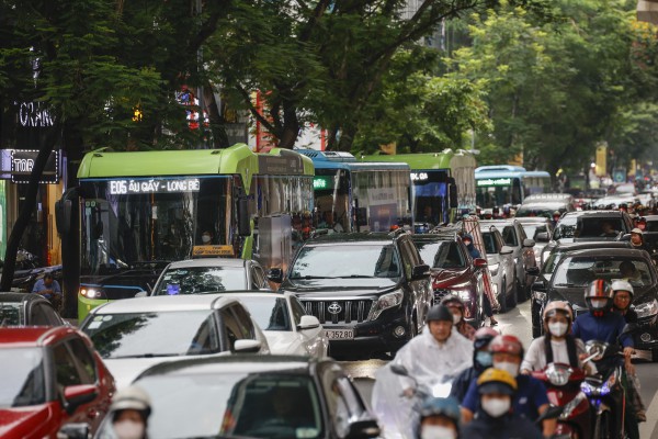 Phương tiện công cộng Hà Nội: 'Đa dạng nhưng chưa tiện' Phương tiện công cộng Hà Nội: 'Đa dạng nhưng chưa tiện'
