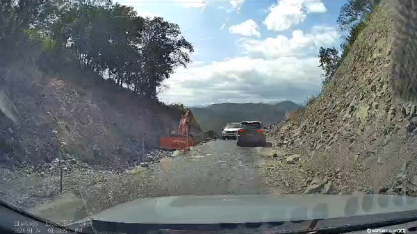 QL28B Lâm Đồng: Cần cảnh báo nguy hiểm cho xe lưu thông trên đèo Đại Ninh QL28B Lâm Đồng: Cần cảnh báo nguy hiểm cho xe lưu thông trên đèo Đại Ninh