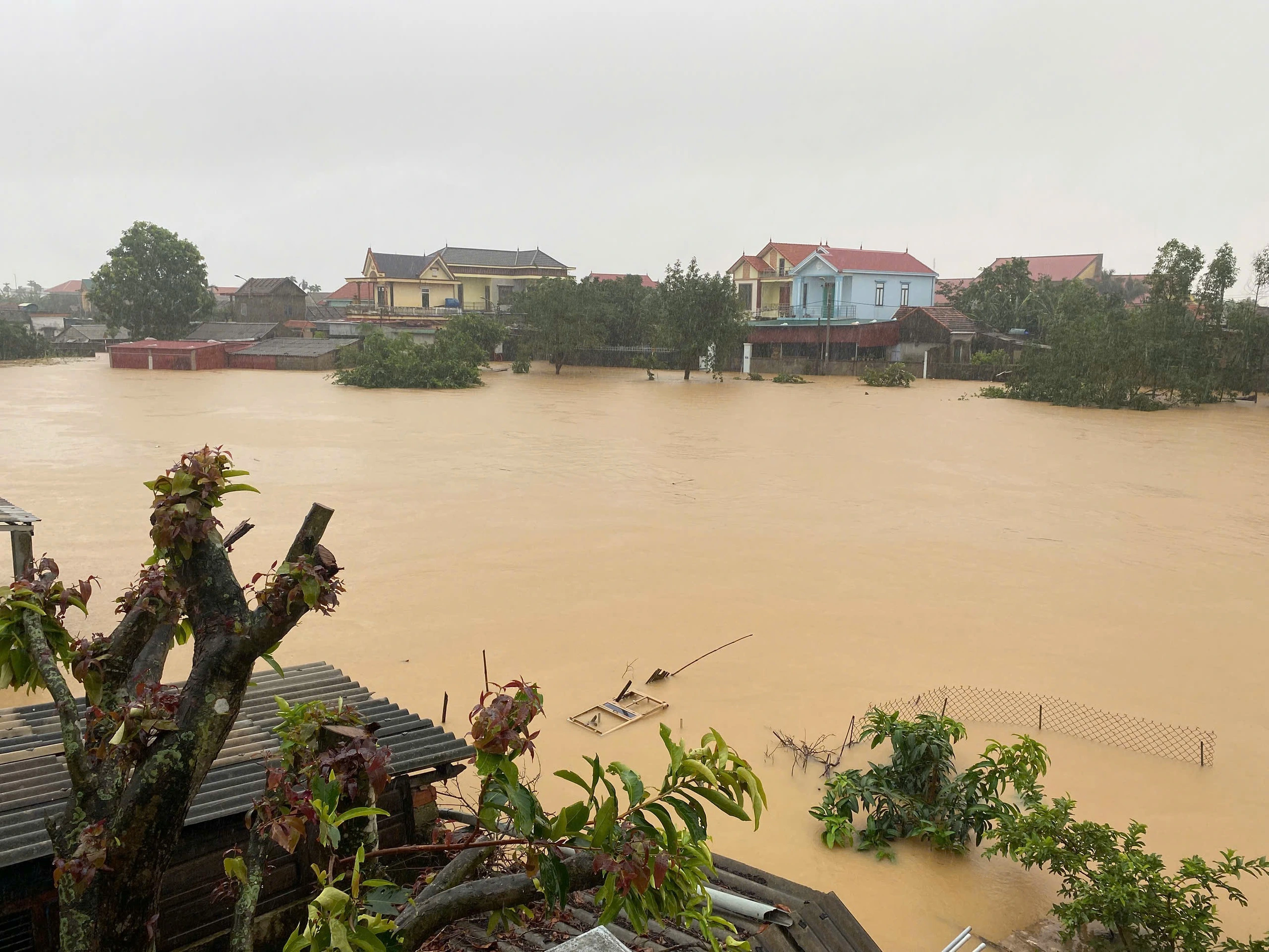 Quảng Bình: Tìm thấy thi thể thanh niên xung kích bị lũ cuốn trôi