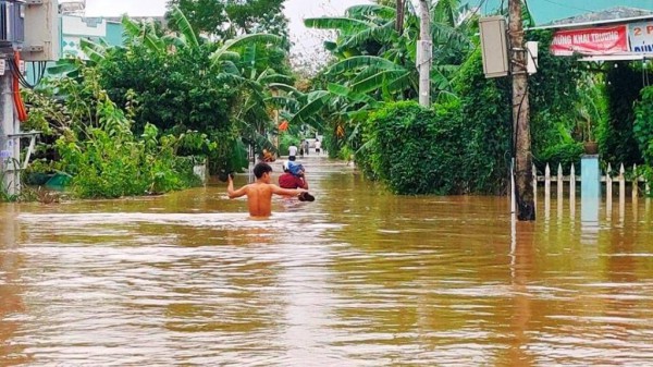 Quảng Nam: Mưa lớn kèm thủy điện điều tiết, rốn lũ Đại Lộc, Hội An ngập sâu
