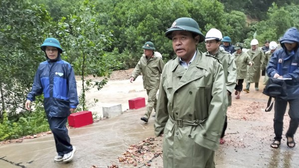 Quảng Ngãi: Hơn 120 tuyến đường bị sạt lở ở vị trí nào? Quảng Ngãi: Hơn 120 tuyến đường bị sạt lở ở vị trí nào?