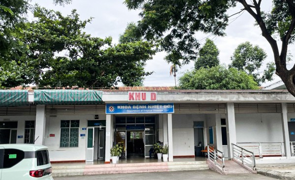 Quảng Ngãi: Đề nghị cơ sở kinh doanh bánh mì tạm ngưng hoạt động sau vụ ngộ độc