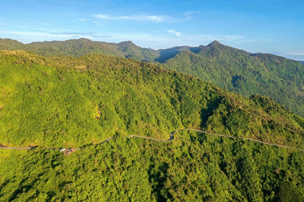 Quảng Ngãi đề nghị hỗ trợ 2.350 tỉ đồng nâng cấp QL24 qua đèo Vi Ô Lắc Quảng Ngãi đề nghị hỗ trợ 2.350 tỉ đồng nâng cấp QL24 qua đèo Vi Ô Lắc