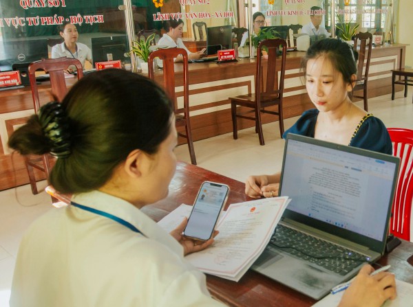 Quảng Trị: Đông Hà vận hành thuận lợi trung tâm hành chính công Quảng Trị: Đông Hà vận hành thuận lợi trung tâm hành chính công