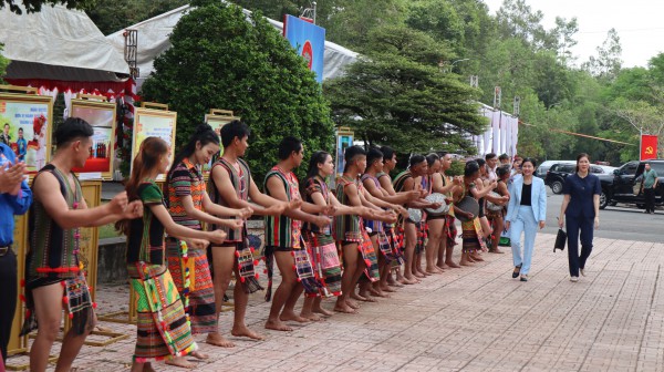 Rộn ràng không khí xuân biên giới ở Đồng Nai