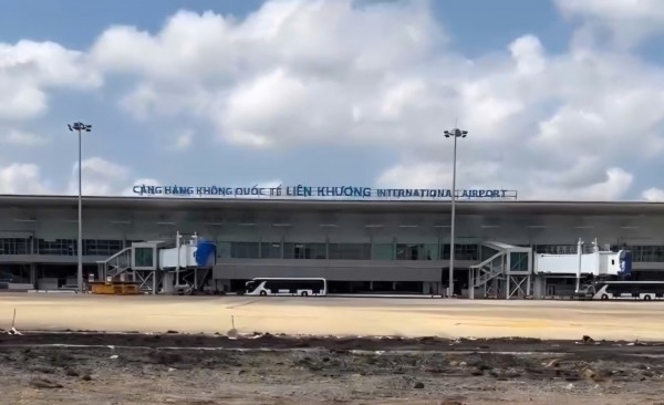Sân bay Liên Khương sau 3 tháng đóng cửa nâng cấp, đạt tiến độ thế nào?