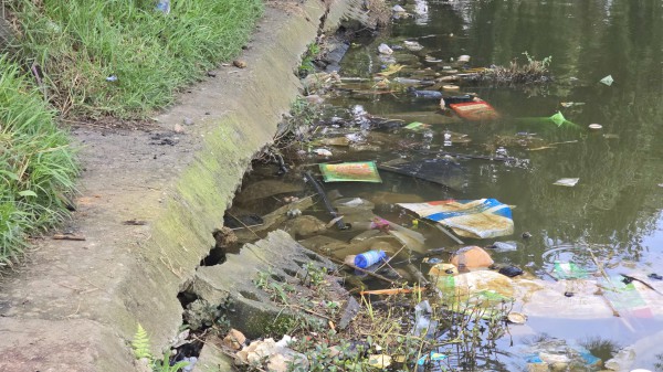 Sạt trượt ta luy, bờ kè quanh thắng cảnh hồ Xuân Hương - Đà Lạt Sạt trượt ta luy, bờ kè quanh thắng cảnh hồ Xuân Hương - Đà Lạt