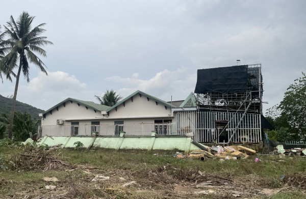 Sau lũ ở Nha Trang: Công trình sụp đổ lộ rõ không có một cây sắt