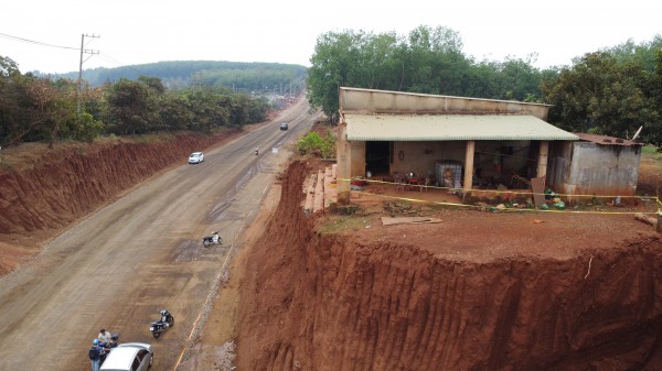 Sau nhận tiền hỗ trợ để đến nơi ở tạm, 8 hộ dân mong muốn gì?